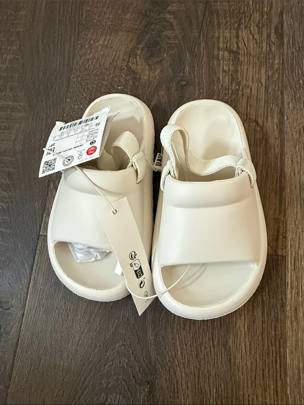 Zara Cream Kids Slide Sandals with Back Strap